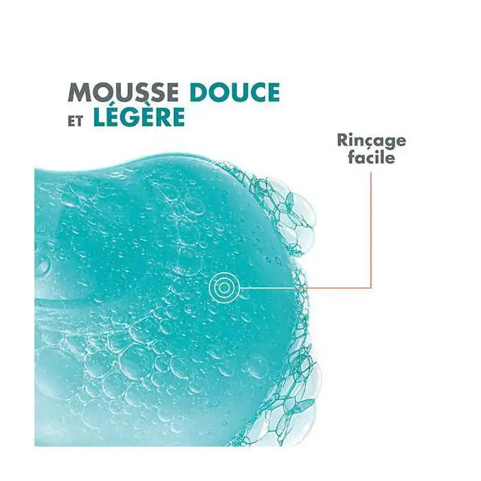 Avene Cleanance Gel Nettoyant 200ml, gentle body and face cleansing gel with soothing ingredients, in clear bottle.