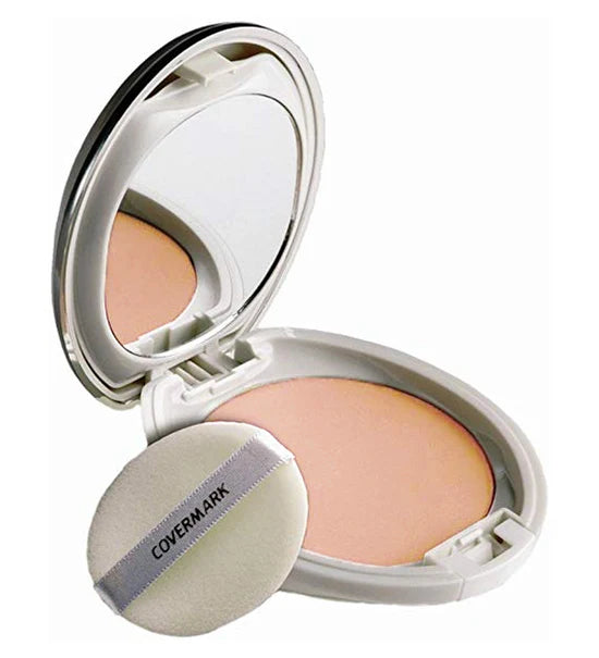 Covermark luminous compact powder in a sleek compact case, showcasing the smooth, light-reflecting powder for radiant skin.