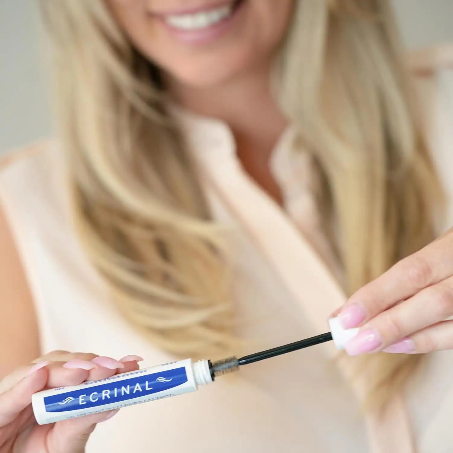 Celvess Cosmetic ECRINAL Gel Fortifiant for Eyelashes and Eyebrows in 9ml tube showing the product applicator and packaging.