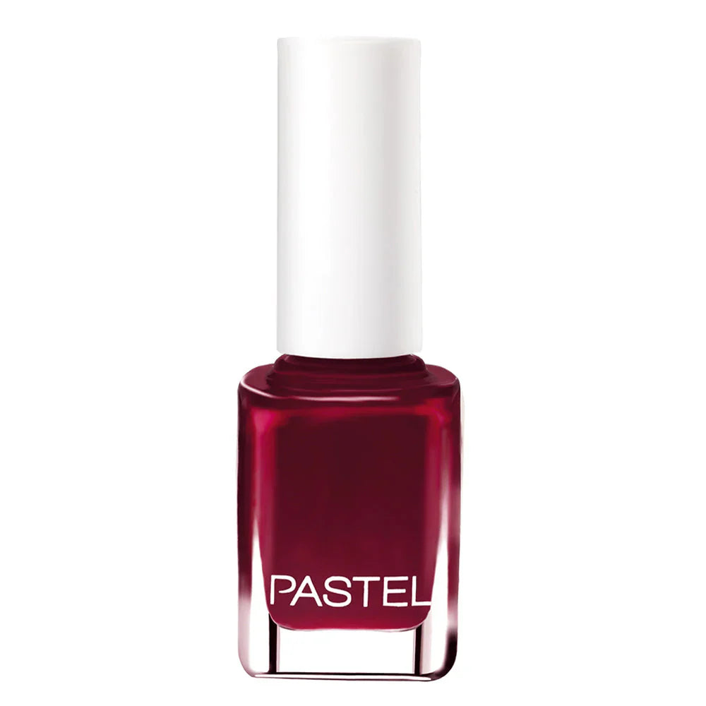 Celvess Cosmetic pastel nail polish bottle with soft pink and lavender shades, ideal for delicate, stylish manicures.